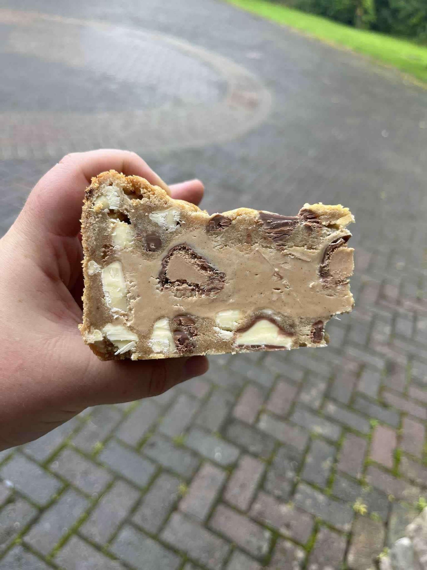 Kinder Bueno Cookie Pie